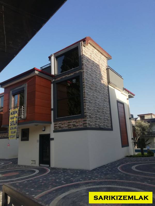 Edremit Güre Mah`da3+1  Villa. - 17
