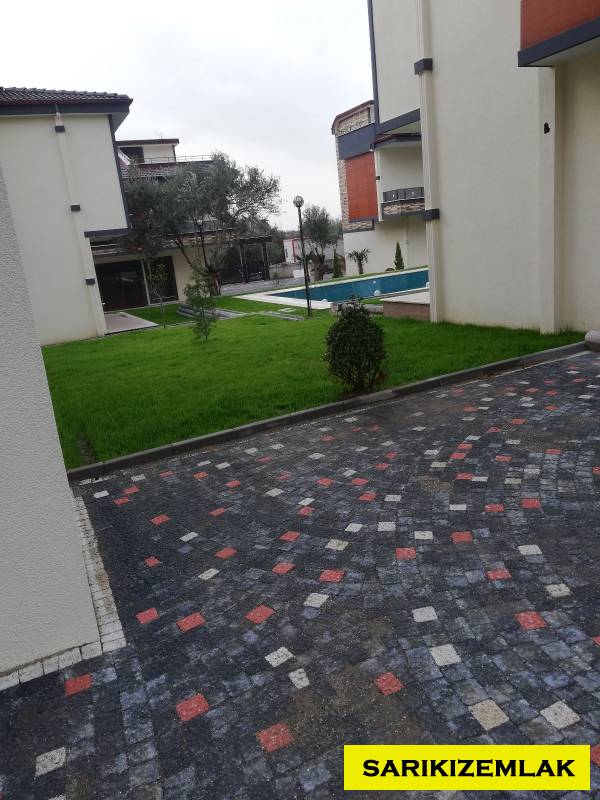 Edremit Güre Mah`da3+1  Villa. - 19