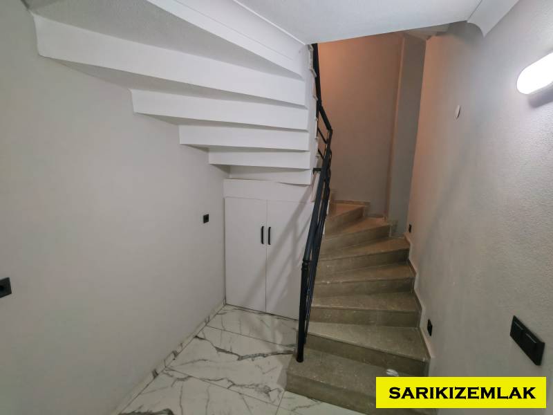 Edremit Hamidiye Mah`da5+1  Müstakil Ev.