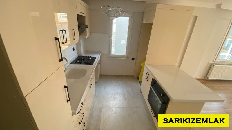 Edremit Akçay Mah`da2+1  Daire. - 17