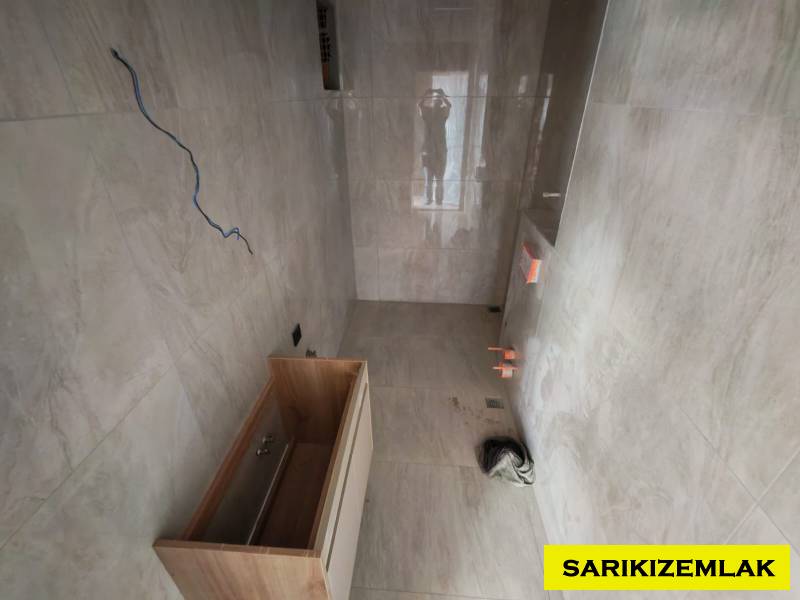 Edremit Kadıköy Mah`da1+1  Daire.