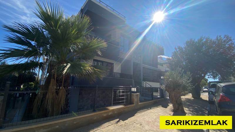 Edremit Altınoluk Mah`da4+1  Daire.