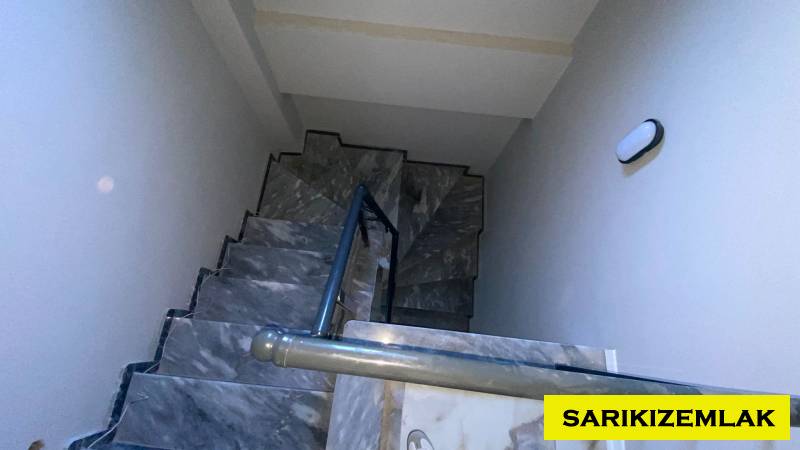 Edremit Altınoluk Mah`da4+1  Daire. - 15