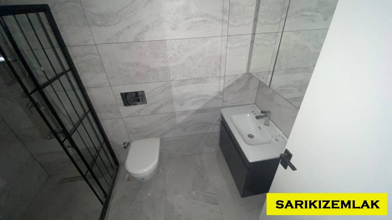 Edremit Altınoluk Mah`da4+1  Daire. - 24