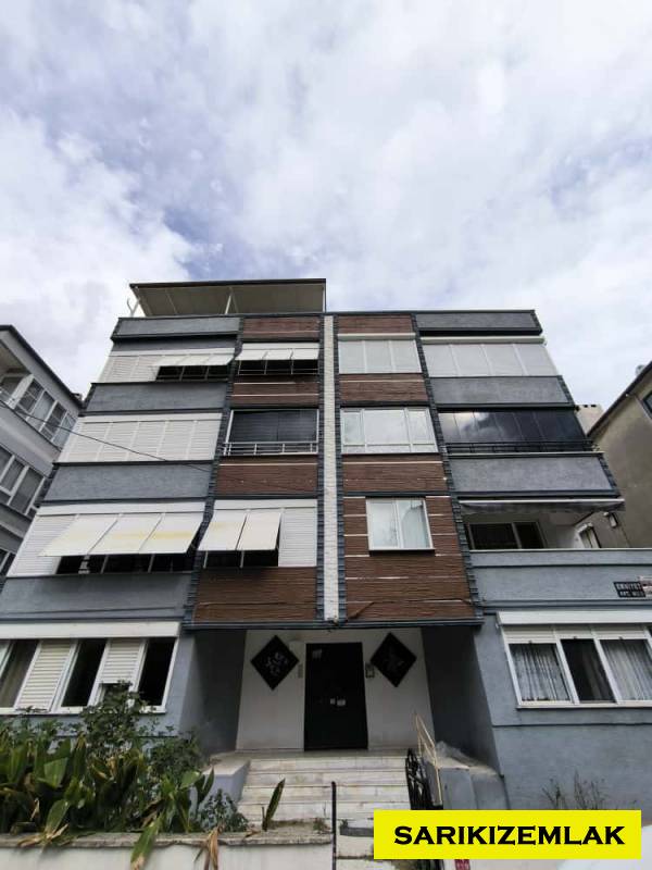 Edremit Akçay Mah`da3+1  Daire.