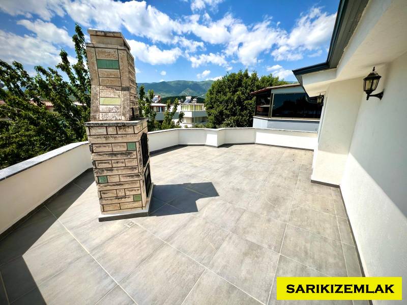 Edremit Akçay Mah`da3+1  Villa.