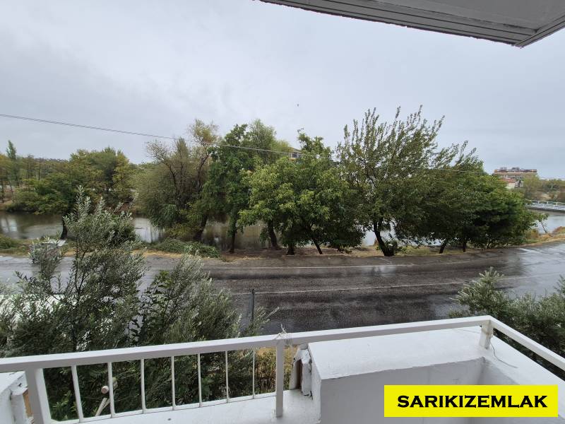 Edremit Akçay Mah`da3+1  Daire. - 5