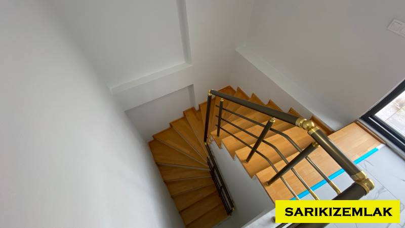 Edremit Akçay Mah`da2+1  Daire. - 9