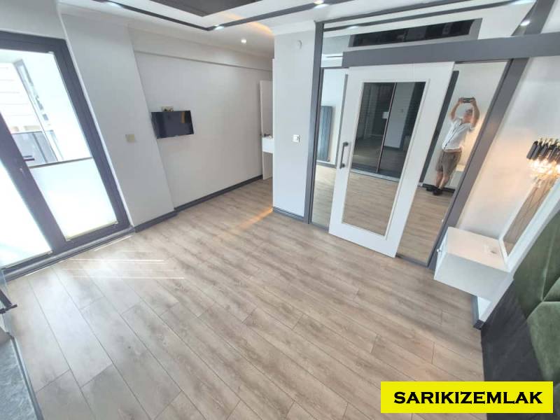 Edremit Akçay Mah`da5+1  Villa. - 15