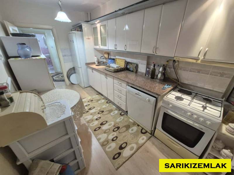 Edremit İkizçay Mah`da2+1  Daire.