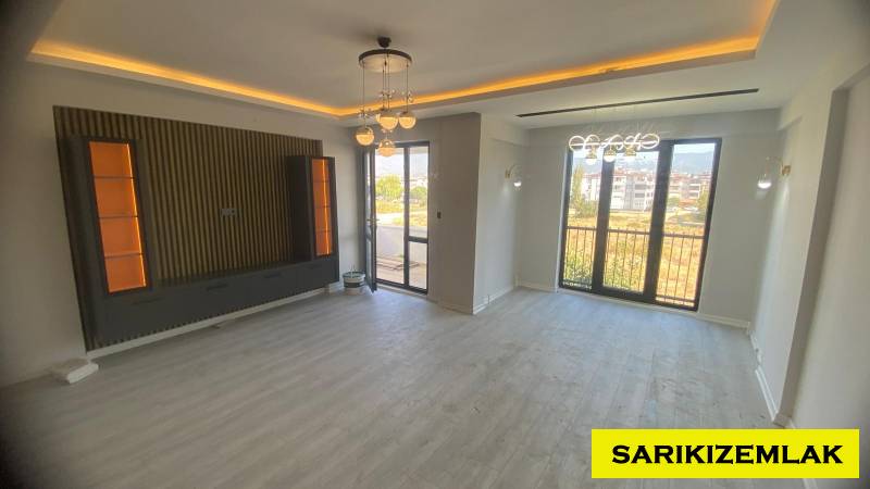 Edremit Akçay Mah`da3+1  Daire. - 10