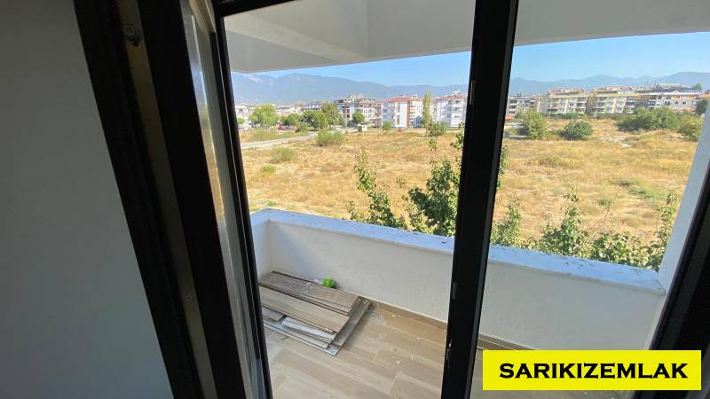 Edremit Akçay Mah`da3+1  Daire. - 15