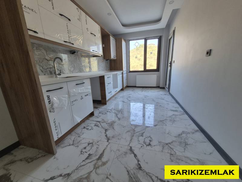 Edremit Tuzcumurat Mah`da2+1  Daire.