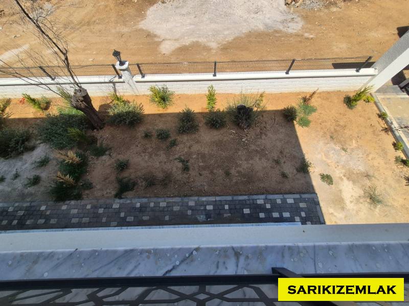 Edremit Güre Mah`da2+1  Daire.