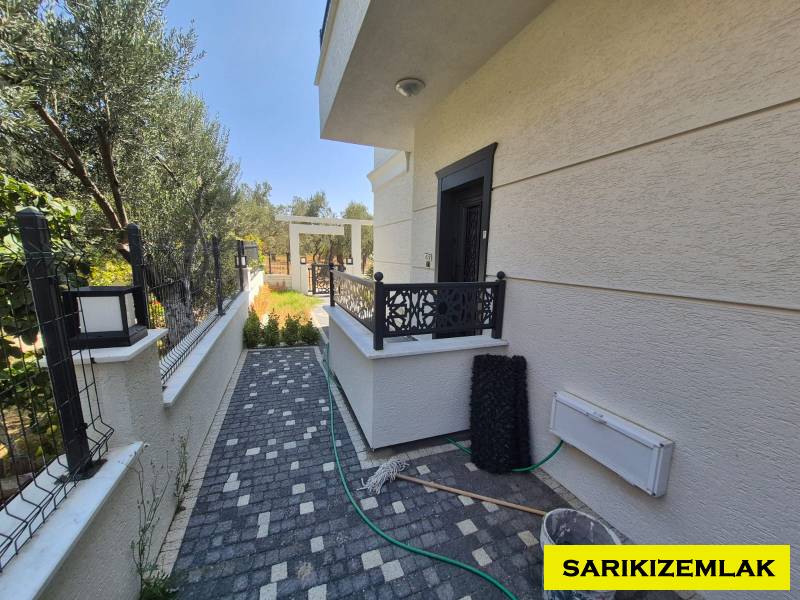 Edremit Zeytinli Mah`da4+1  Villa. - 19