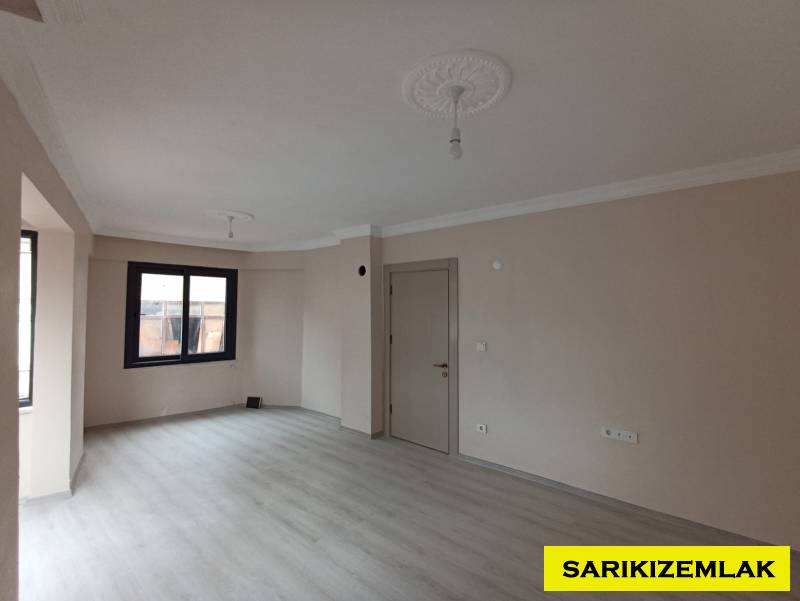 Edremit Gazicelal Mah`da2+1  Daire.