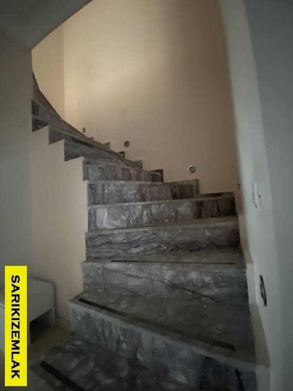 Edremit Hamidiye Mah`da5+1  Villa. - 11