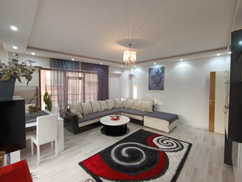 Merkez Cevat Paşa Mah`da3+1  Daire. - 2