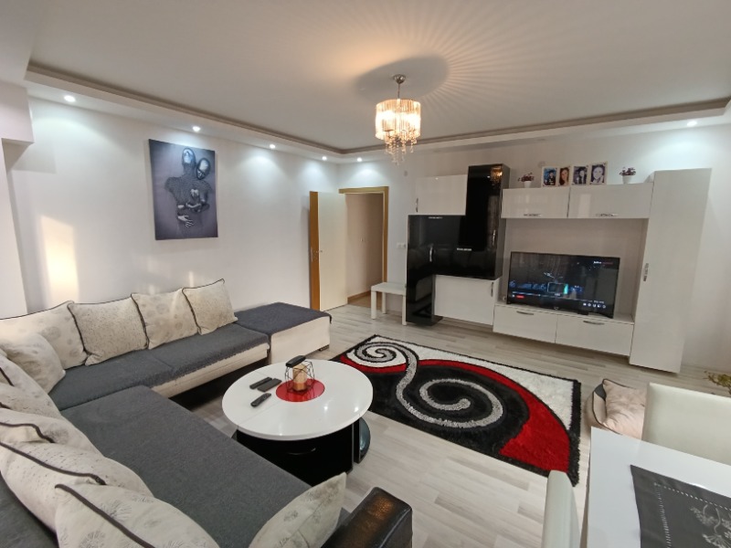 Merkez Cevat Paşa Mah`da3+1  Daire. - 3