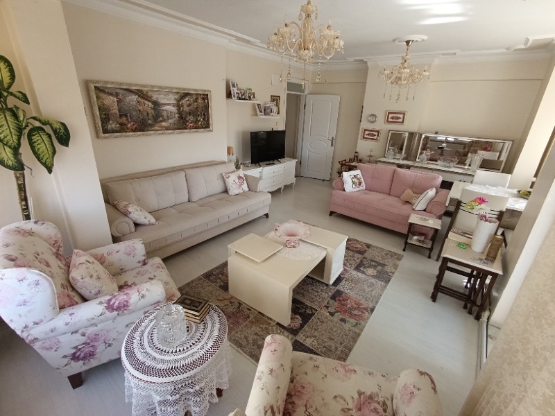 Merkez Cevat Paşa Mah`da2+1  Daire. - 10