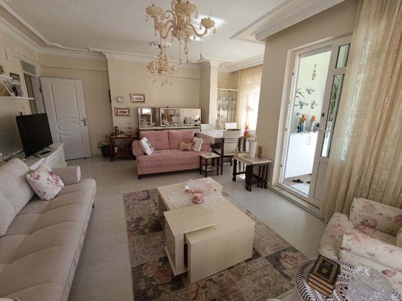 Merkez Cevat Paşa Mah`da2+1  Daire. - 11