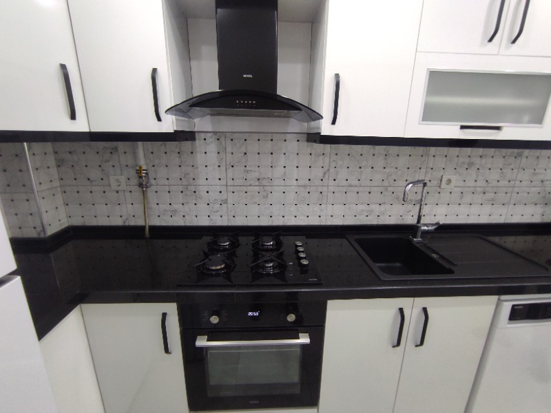 Merkez Cevat Paşa Mah`da3+1  Daire. - 25