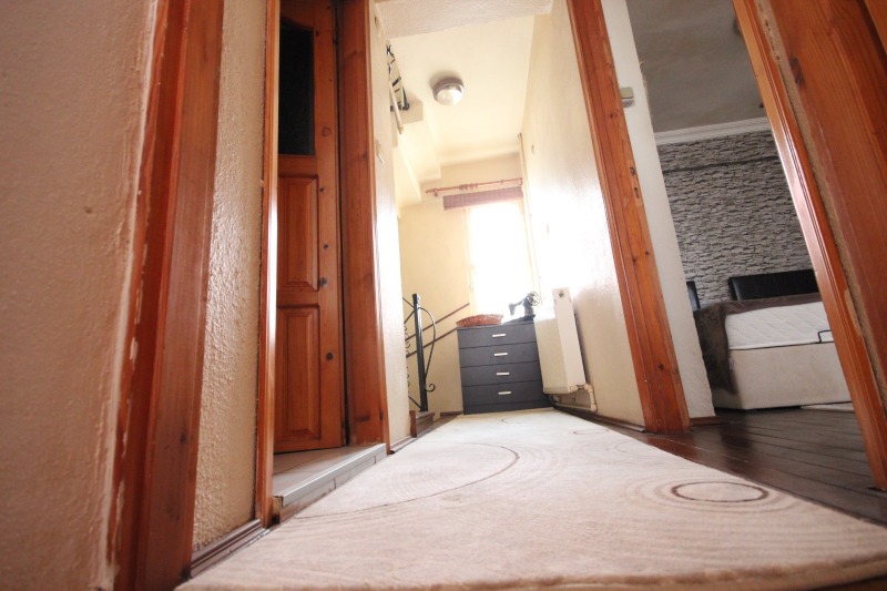 Edremit Güre Cumhuriyet Mah`da3+1  Villa. - 2