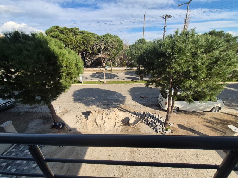 Edremit Zeytinli Mah`da2+1  Daire. - 30