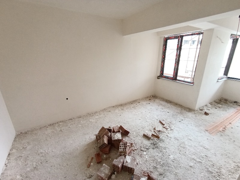 Merkez Barbaros Mah`da2+1  Daire. - 9