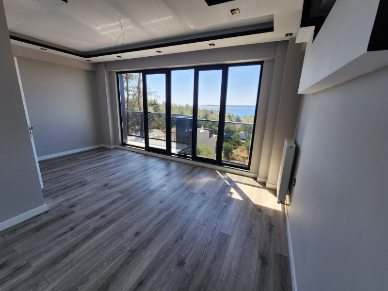 Merkez Güzelyalı Mah (Güzelyalı Köyü)`daVilla. - 23