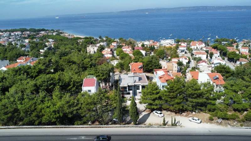 Merkez Güzelyalı Mah (Güzelyalı Köyü)`da5+1  Villa. - 5