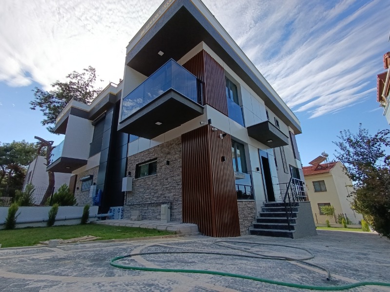 Merkez Güzelyalı Mah (Güzelyalı Köyü)`da5+1  Villa. - 22