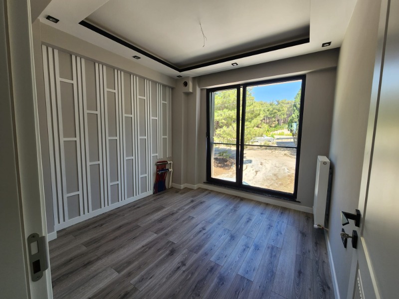 Merkez Güzelyalı Mah (Güzelyalı Köyü)`da5+1  Villa. - 24