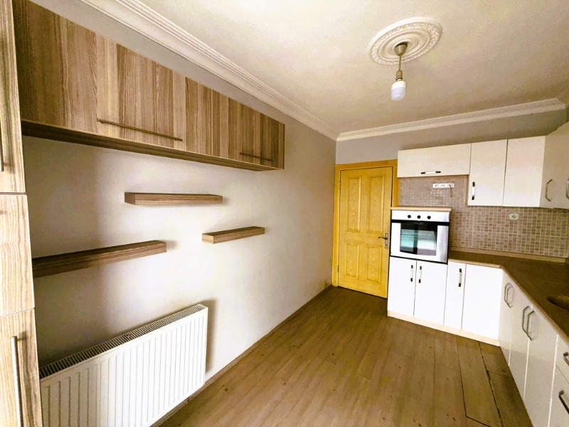 Edremit Atatürk Mah`da3+1  Daire. - 8