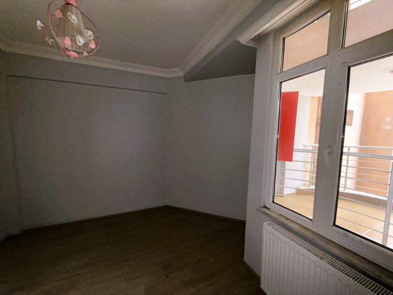 Edremit Atatürk Mah`da3+1  Daire. - 10