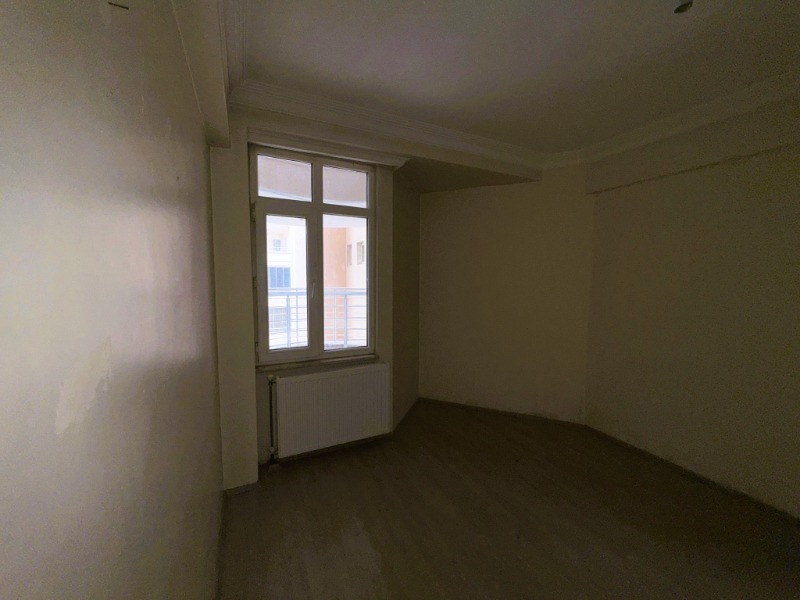 Edremit Atatürk Mah`da3+1  Daire. - 14