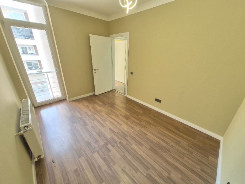 Edremit İkizçay Mah`da2+1  Daire. - 5