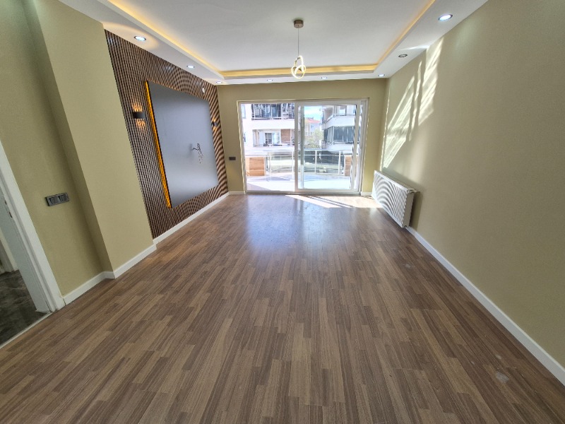 Edremit İkizçay Mah`da2+1  Daire. - 8