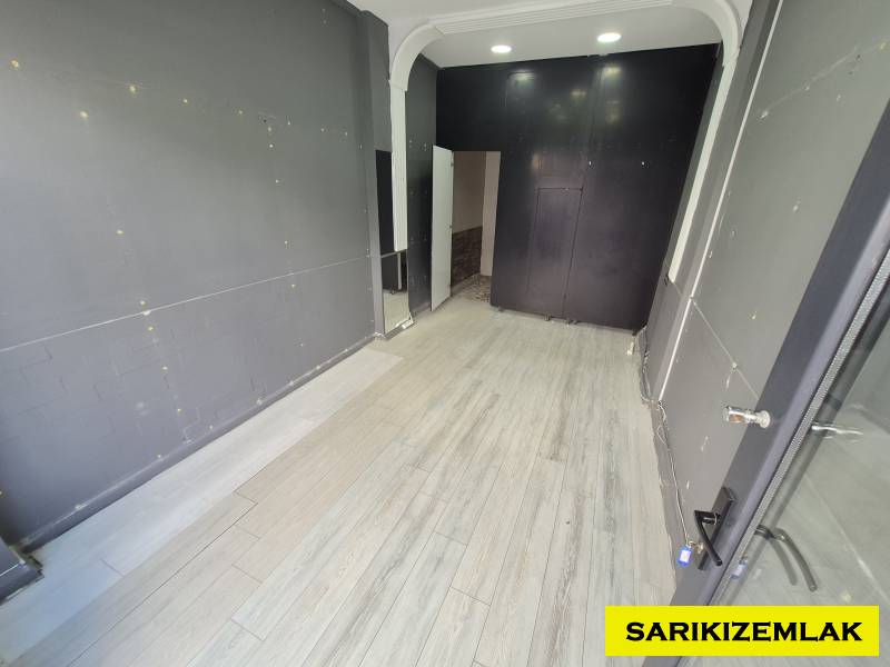 Edremit Akçay Mah`daBüro & Ofis. - 2