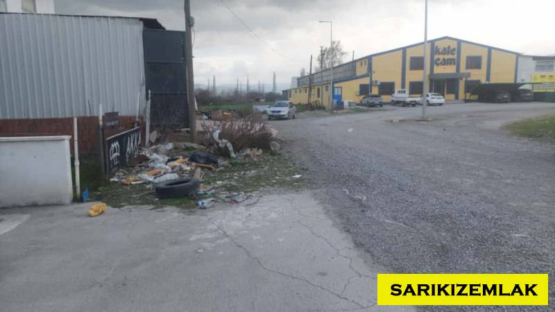 Edremit Yolören Mah`daSanayi. - 2