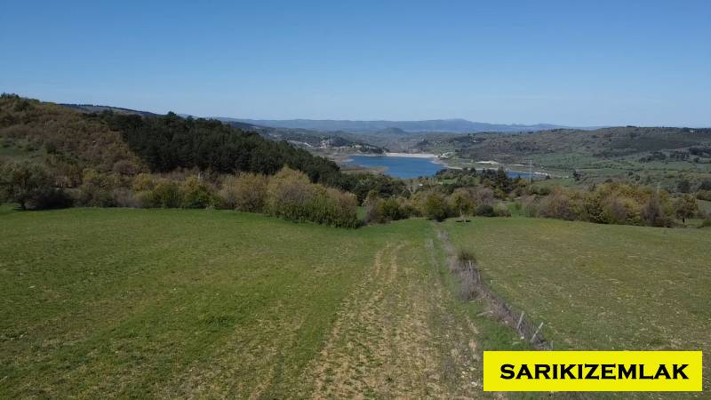 Ayvacık Kısacık Köyü`daTarla. - 12