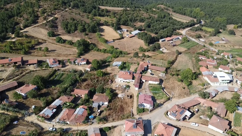Yenice Sazak Köyü`daTicari + Konut. - 7