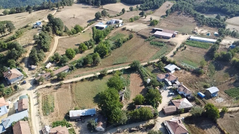 Yenice Sazak Köyü`daTicari + Konut. - 8