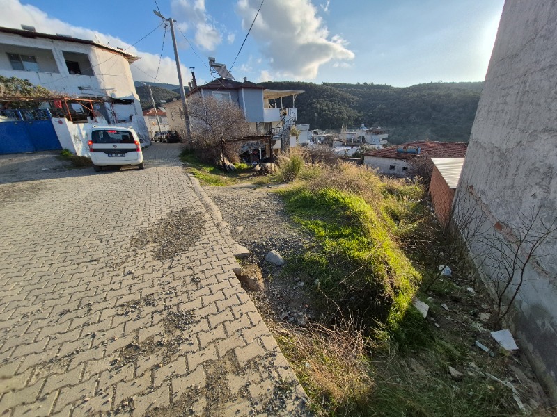 Edremit Yolören Mah`daKonut. - 3